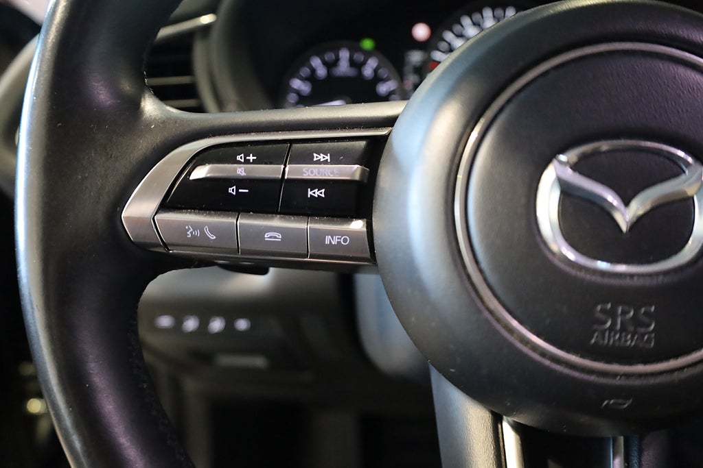 Mazda CX-30 2.0 SKYACTIV-X M Hybrid AWD Cosmo Navi 360° Head up 2019