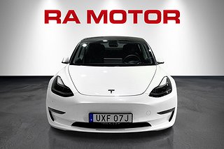 Sedan Tesla Model 3 9 av 27