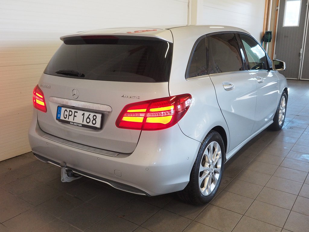 Mercedes-Benz B 200 CDI 136hk 4MATIC 7G-DCT | Drag | Navi | 2015