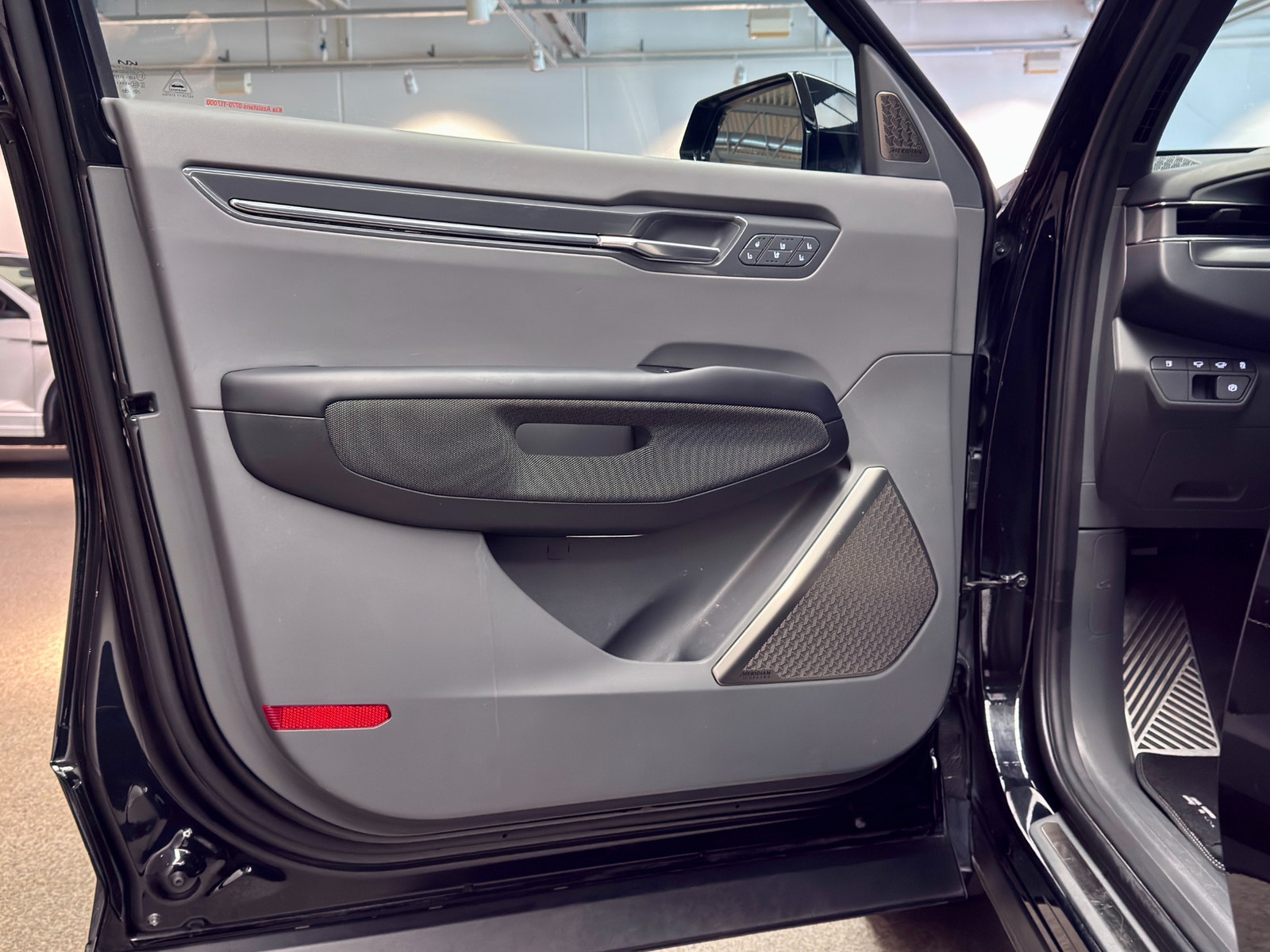 Kia EV9 AWD GT-Line 6-sits | Drag | Se utrustning 2024 - miniatyr 8