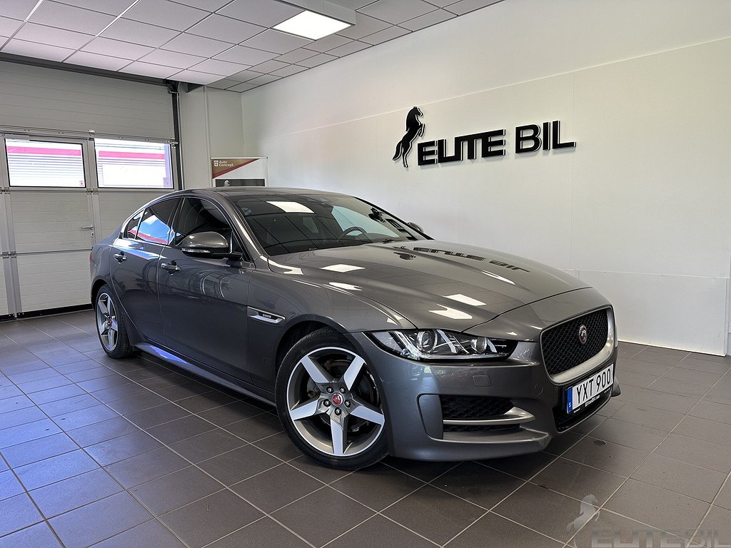 Jaguar XE 20d R-Sport D.Värmare / Drag / Lågmilare / Sv.Såld