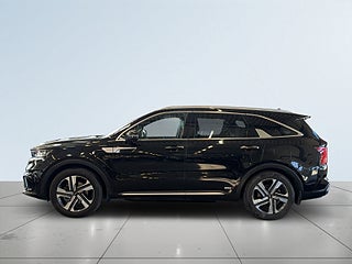 <span style="color: #D81132 !important; display: inline;">Såld idag!</span> Kia Sorento PHEV Advance Plus 7-sits S&V-hjul/Drag/Skinn/HuD/BOSE – bild 4