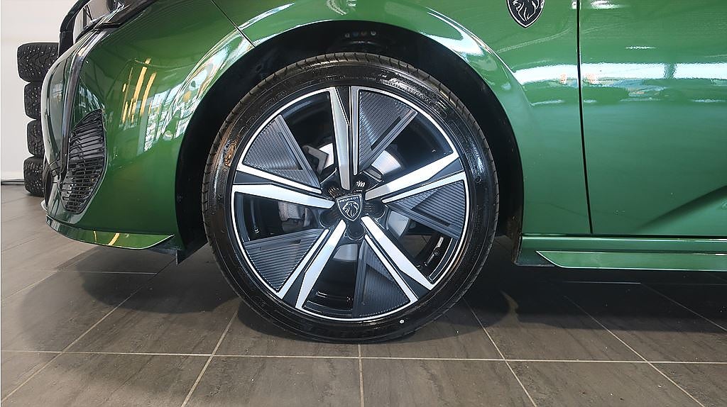 Bild på Peugeot 308 5D GT 1.2 PT 130hk Aut - BACKKAMERA, CARPLAY