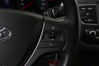 Halvkombi Hyundai i20 21 av 24