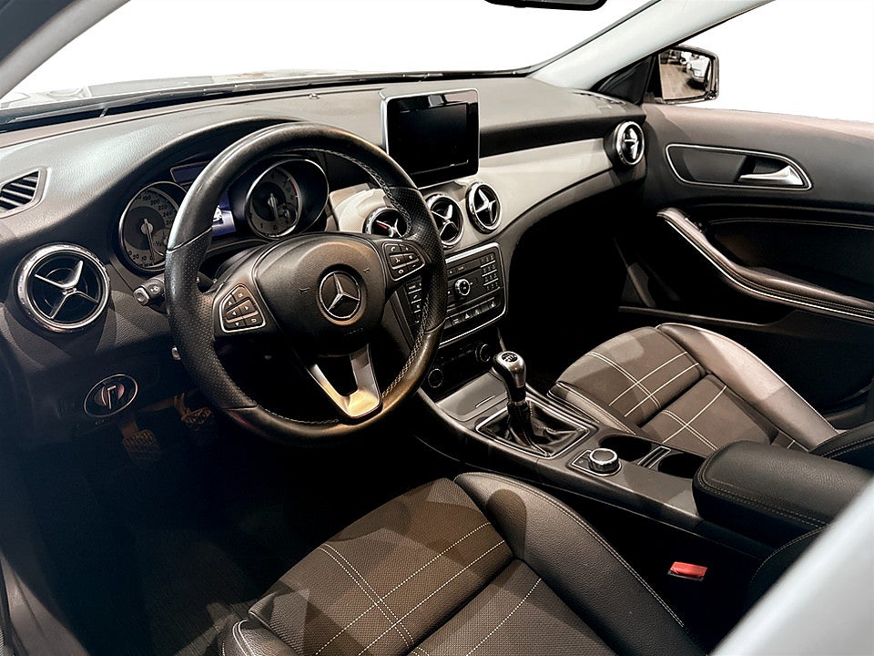 Bild på Mercedes-Benz GLA 200 Urban line 156hk BLUETOOTH FARTHÅLLARE
