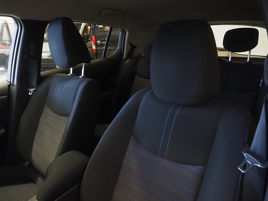 Nissan Leaf N-Connecta 40kWh | Värmepump | 360° Kamera | Moms | Nav 2023