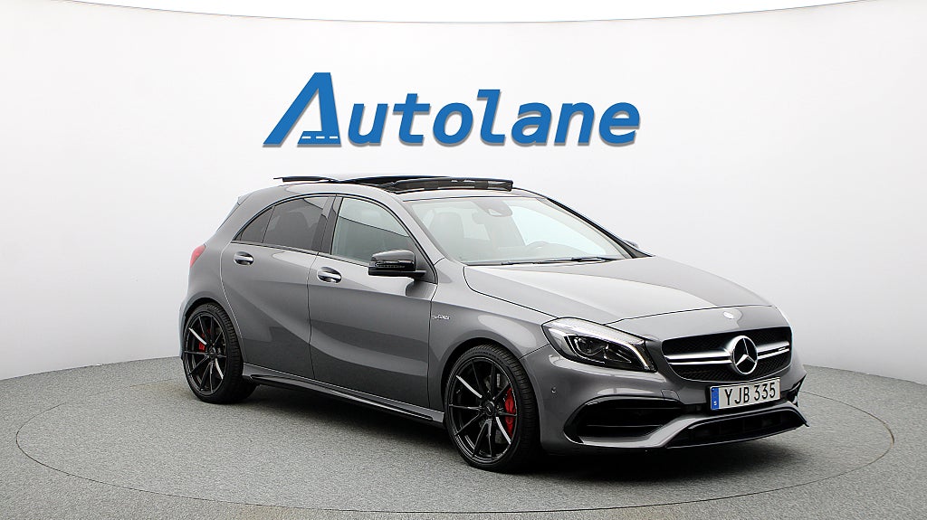 Mercedes-Benz AMG A 45 4Matic, Panorama, PDC 19"  381hk