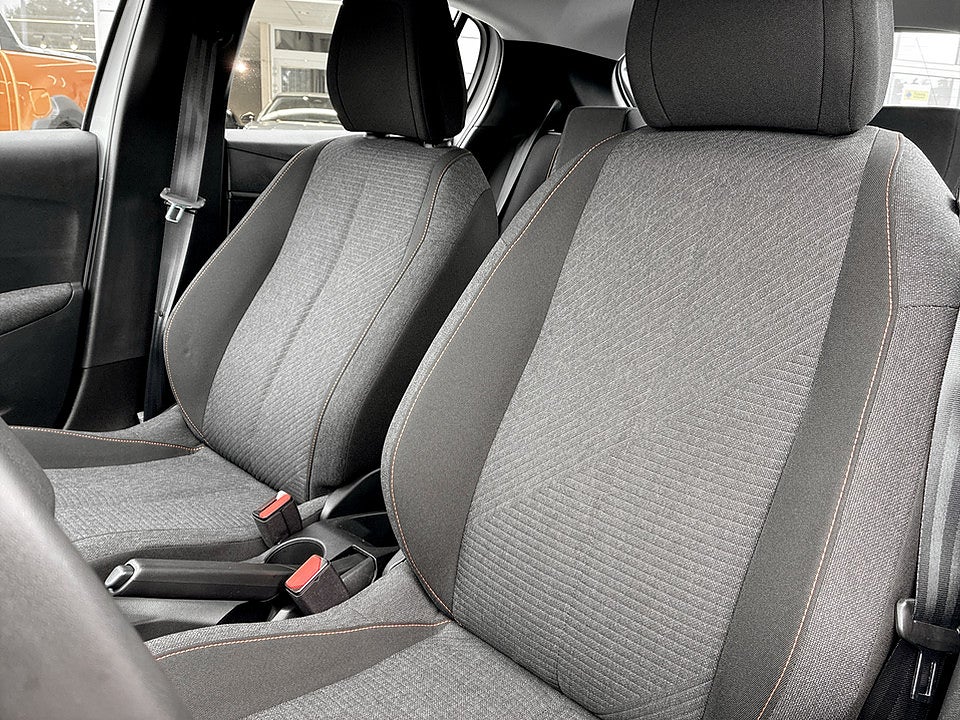 Bild på Peugeot 208 Style Hybrid 100hk Aut CARPLAY BACKSENSORER