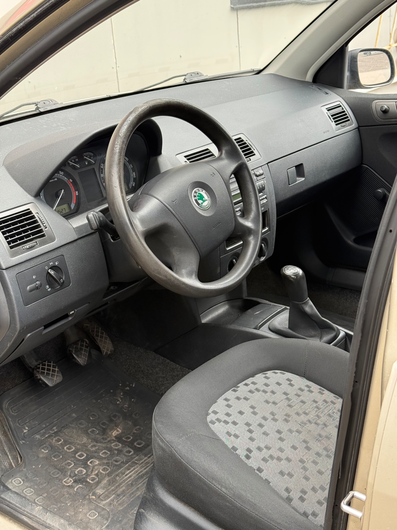 Skoda Fabia Kombi 2005, kuva 7/46