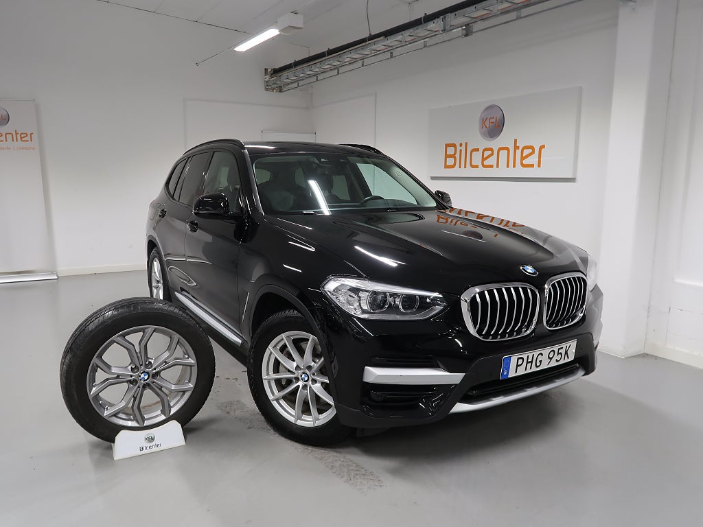 BMW X3 *KFL 10 år 2,99%* xDrive30e V-Däck ingår HUD-Drag-Navi-Kamera