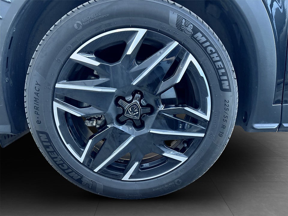 Bild på Peugeot 5008 GT HYBRID 145hk Aut - 7-SITS,360-KAMERA