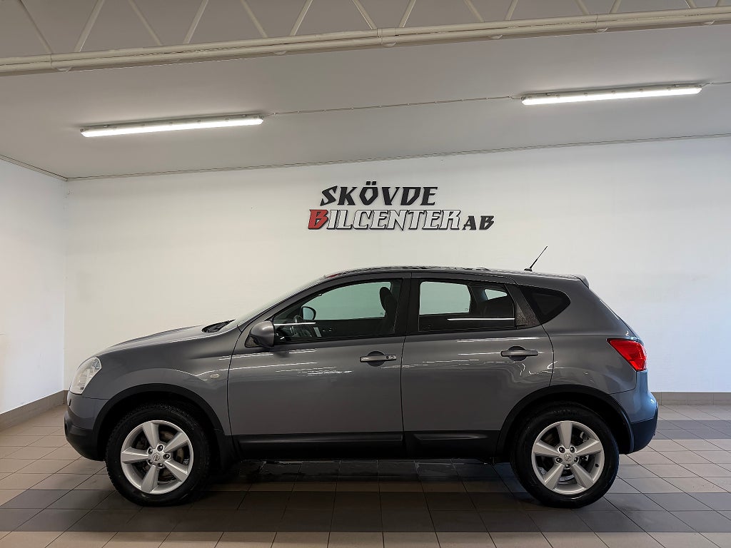Nissan Qashqai 2.0 dCi 4x4/Automat/Nyservad/Drag/Panorama/KeylessGO