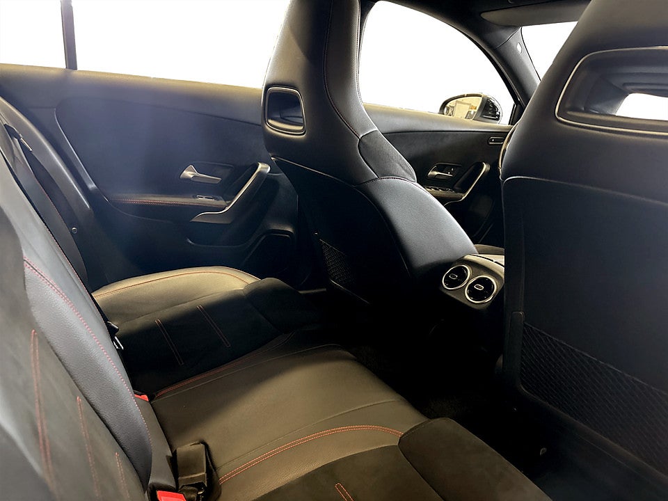 Bild på Mercedes-Benz A180 AMG Line 136hk Aut TAKLUCKA B-KAMERA