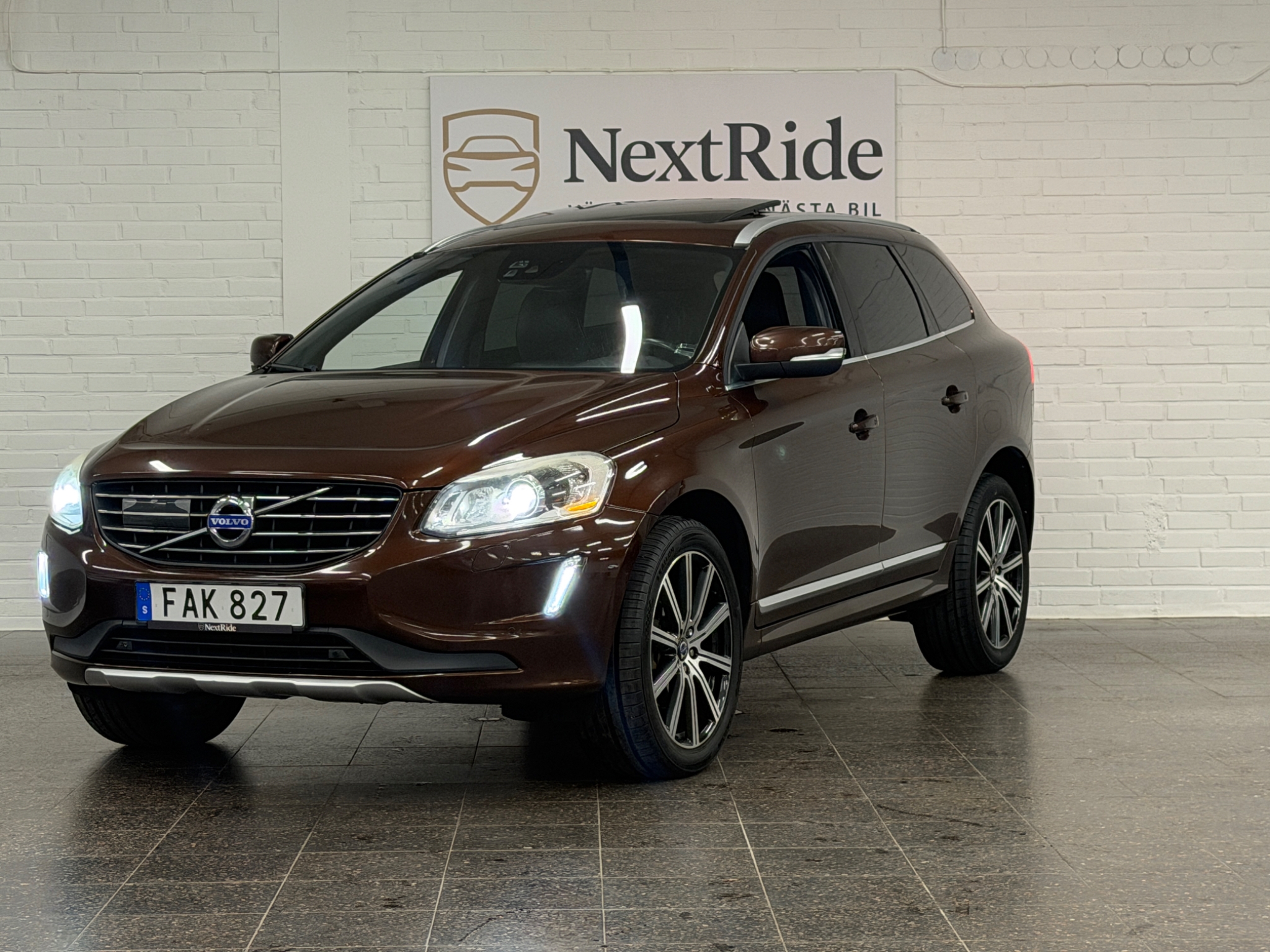 Volvo XC60 D4 Summum 2015, bild 2/10