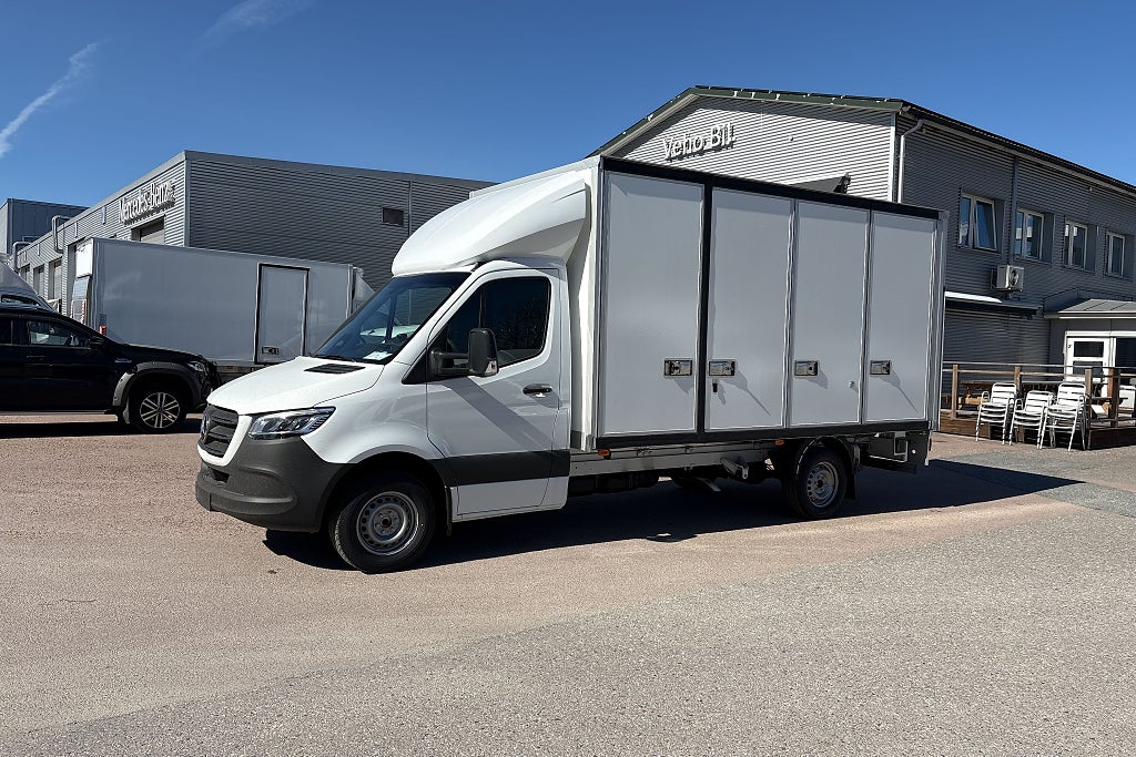 Mercedes-Benz Sprinter 317 CDI  9G-Tronic Volymskåp/Öppningsbarsida