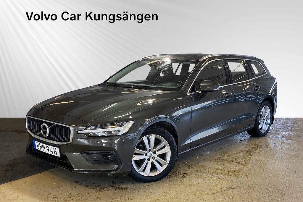 Volvo V60 D4 AWD Momentum Adv SE II DRAG B-KAM CARPLAY