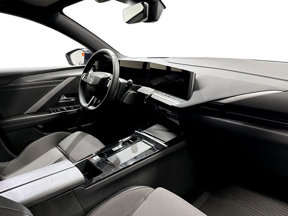 Bild på Opel Astra 5D GS 1.2 Turbo 130hk Aut - B-KAMERA, RATTVÄRME