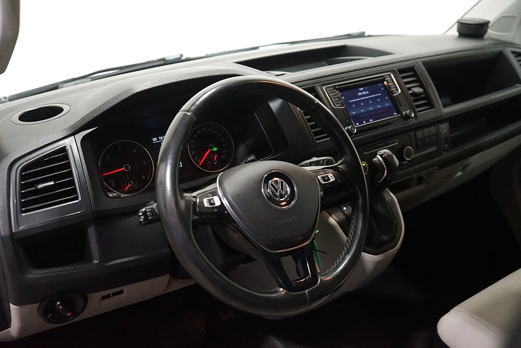 Volkswagen Transporter T28 2.0 TDI 4Motion Automat Värmare Pluspaket 180hk