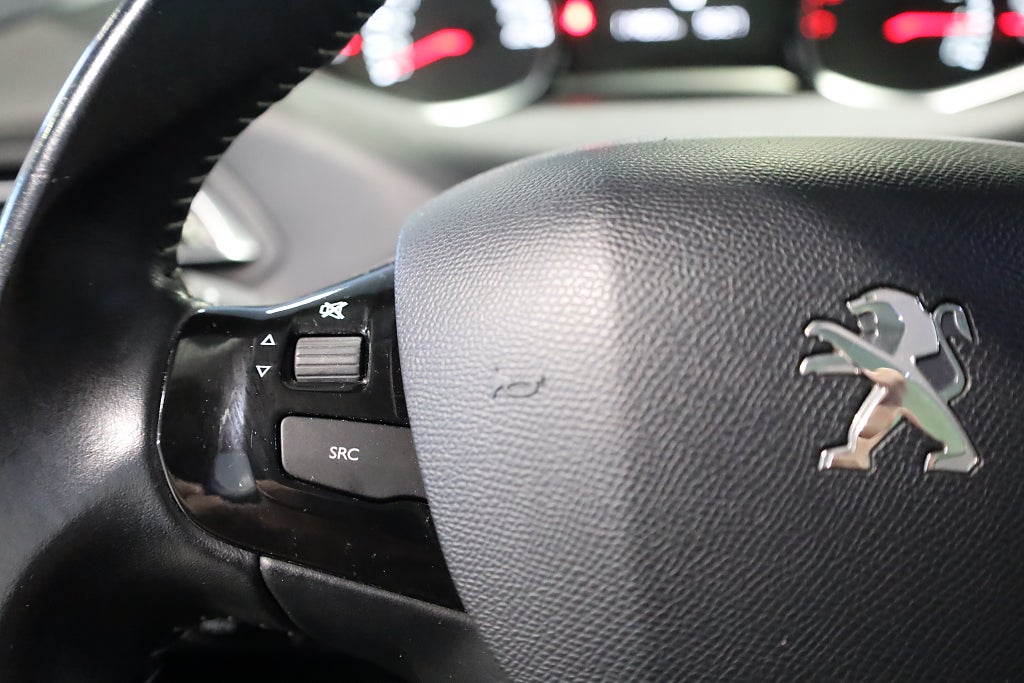 Peugeot 308 SW 1.2 Active Navi Drag Kamera M-värme 2016