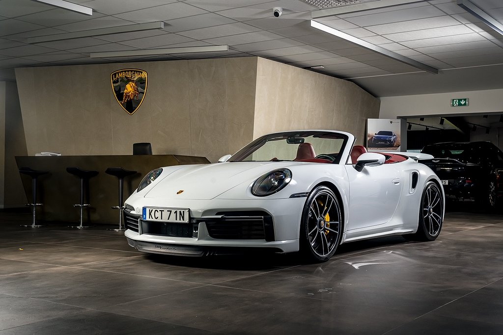 Porsche 911 Turbo S Cabriolet PDK 