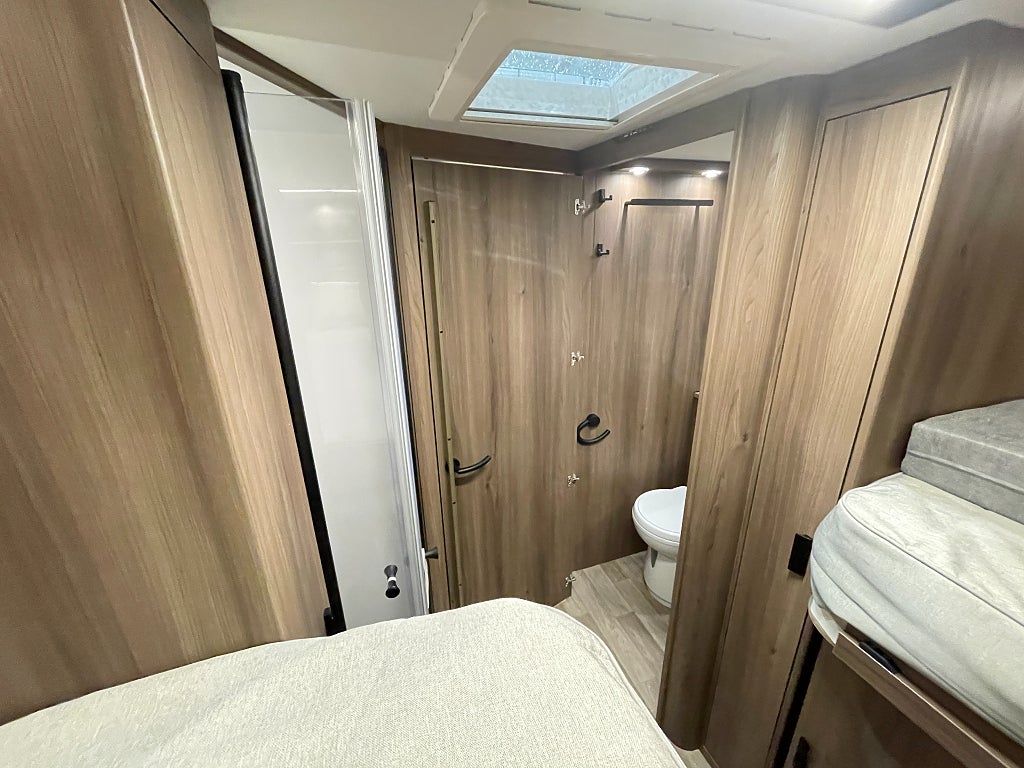 Kabe TMX 810 LGB /5 bältad/Mercedes 170hk/ALDE/Taksäng - Kabe