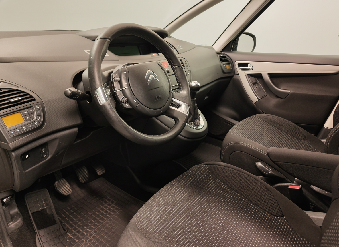 Citroen C4 Picasso 1.6 VTi Euro 5 2012, bild 2/36