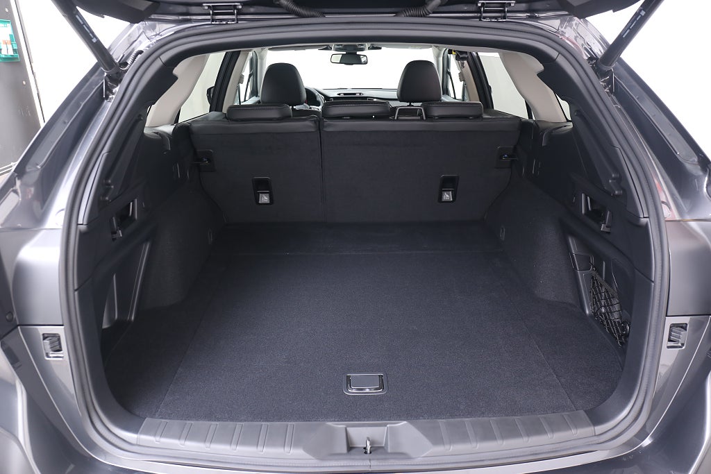 Subaru Outback Limited| 3 fria Service.