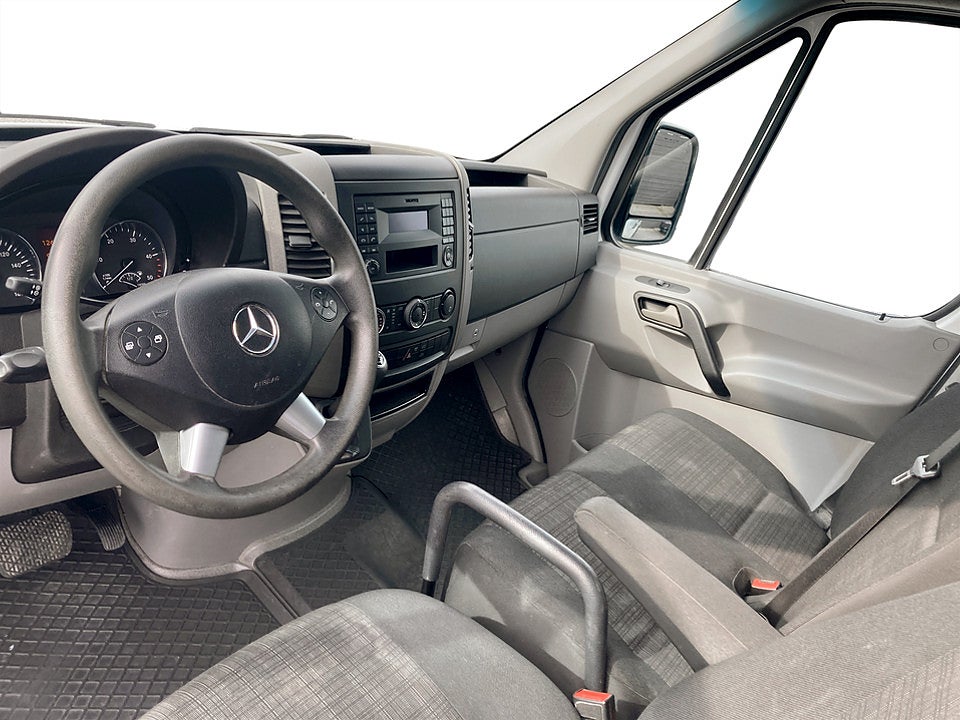 Bild på Mercedes-Benz Sprinter 211 Tempmatic CDI 114hk Aut L3H2 DRAG
