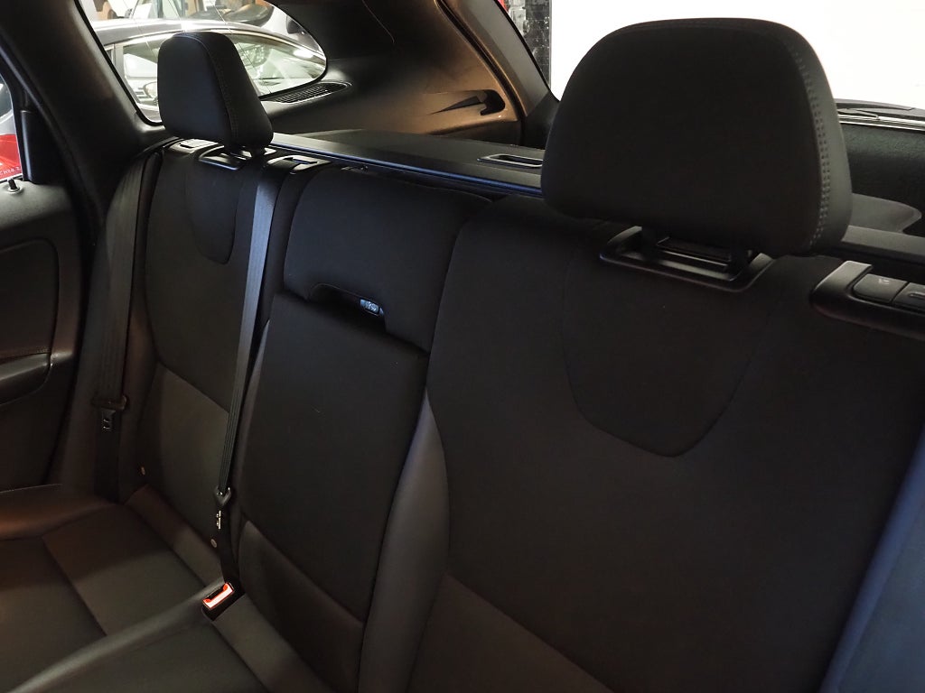 Volvo XC60 D4 190hk Geartronic Momentum Business E Drag D-Värm