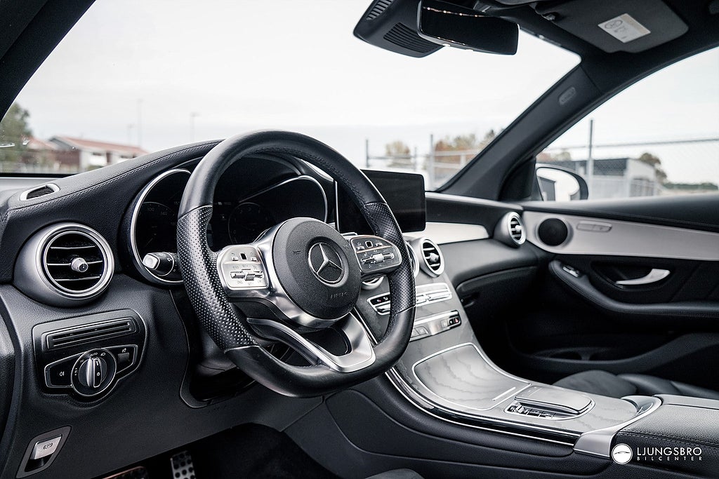 Mercedes-Benz GLC 2021 - miniatyr 9