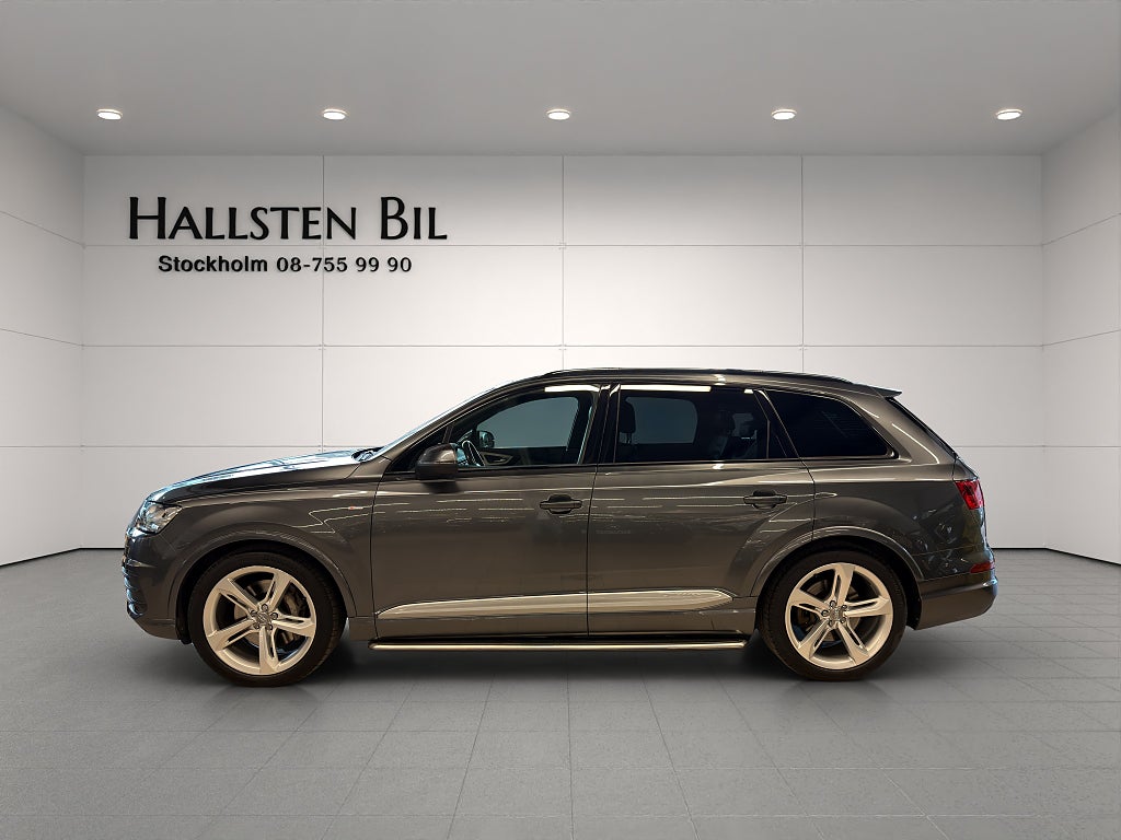 Audi Q7 3.0 TDI 272Hk Q S Line Panorama Cockpit Luftfjädring 