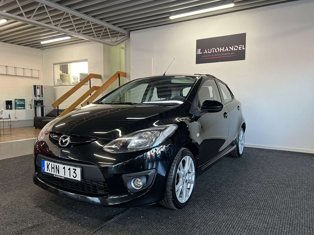 Mazda 2 5-dörrar 1.5 MZR Sport 12000 mil Toppskick NyBes