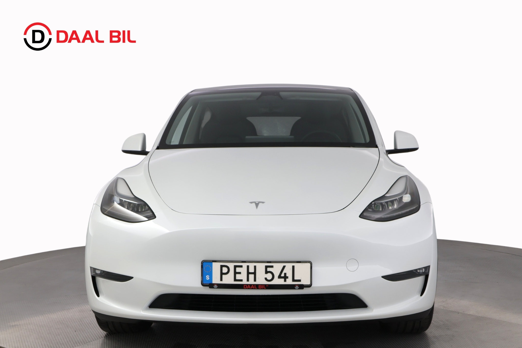 Tesla Model Y 2023, bild 2/10