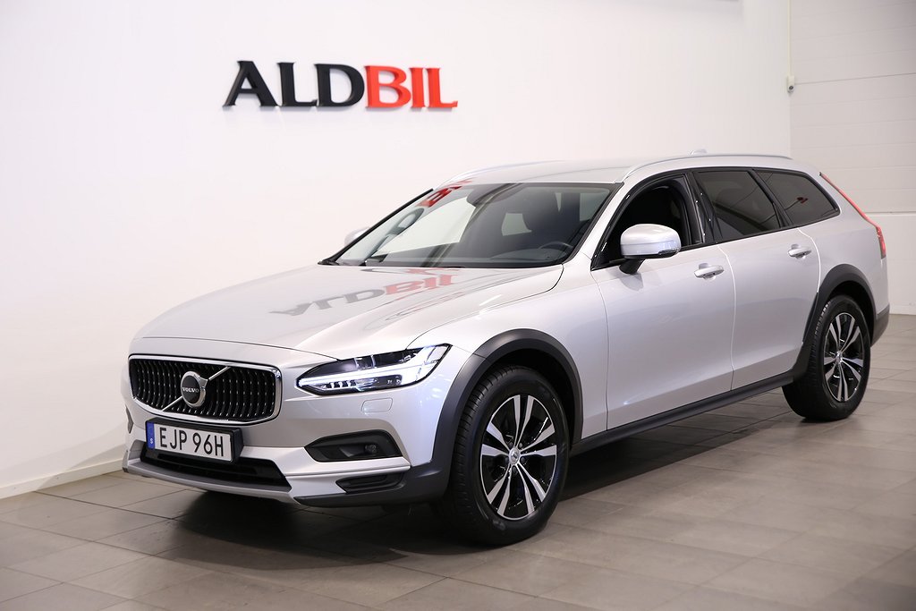 Volvo V90 Cross Country B4 197hk AWD Advanced Edition Aut / Teknik / Drag / HK