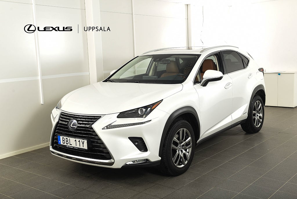 Lexus NX 300h 2.5 AWD Executive Backkamera Navi M-värm Taklucka
