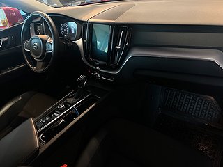 Volvo XC60 D4 AWD Momentum Advanced Ed 190hk Drag/VOC/Navi