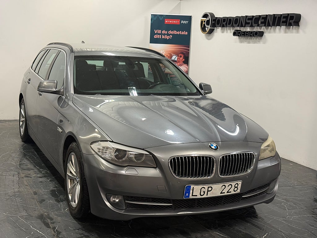 BMW 520d ouring Steptronic Automat Keyless PDC En ägare