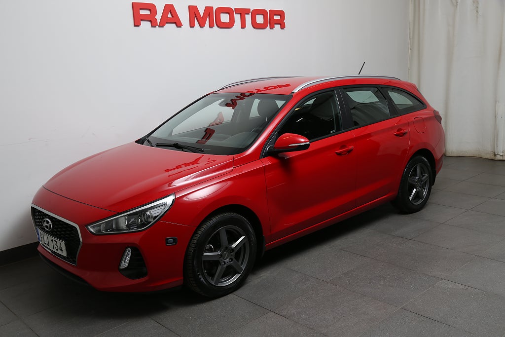 Hyundai i30 1,6 CRDi Comfort Kombi Aut Motorv Dragkrok 2018