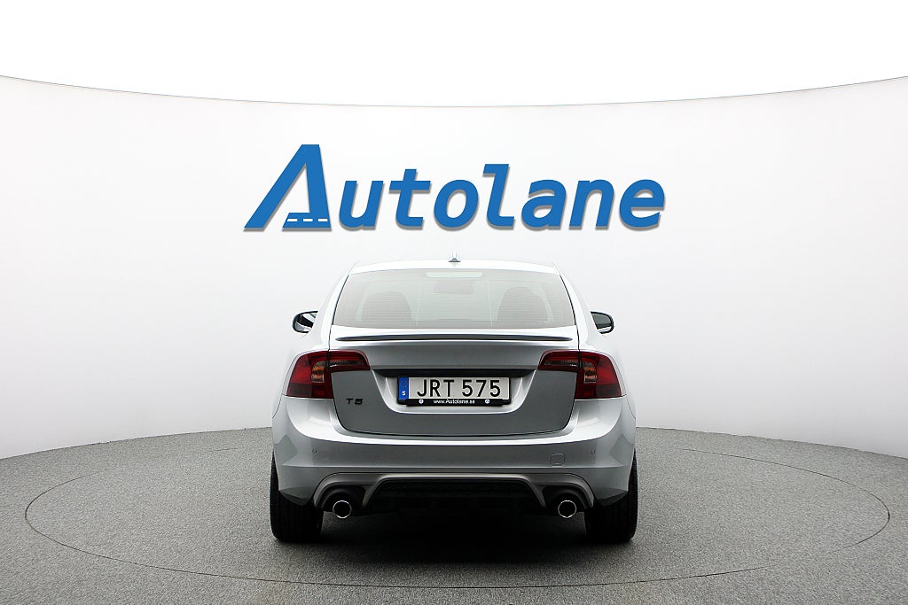 Volvo S60 T5 R-Design, Navigation, Rattvärme, PDC 245hk