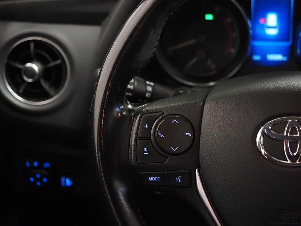 Toyota Auris Touring Sports 1.2 Turbo Multidrive S Intense Drag 2017