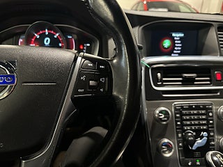 Volvo V60 D3 Business Edit Kamrem Bytt VoC Pvärm MoK Psens SoV – bild 22