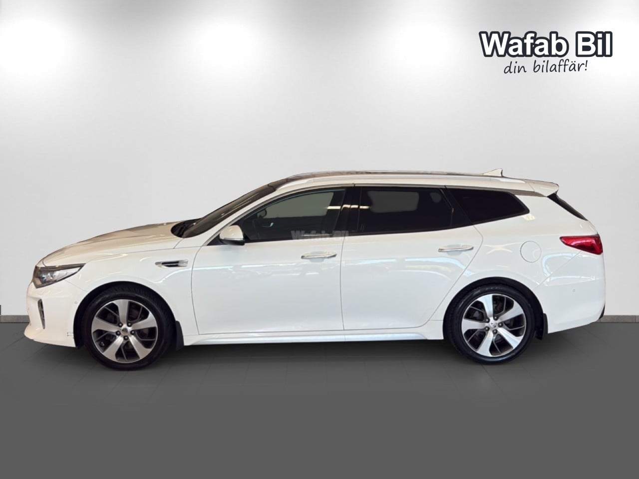 Kia Optima SW 1,7 CRDI GT-LINE 2017, photo 4/68