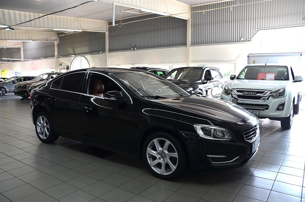 Volvo S60 D4 181hk Summum / Taklucka