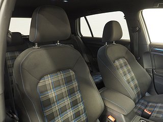 Halvkombi Volkswagen Golf 12 av 21