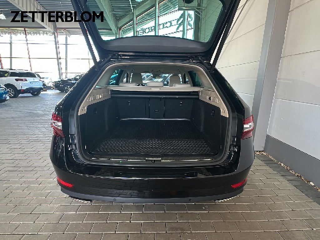 Kombi Skoda Superb 6 av 19