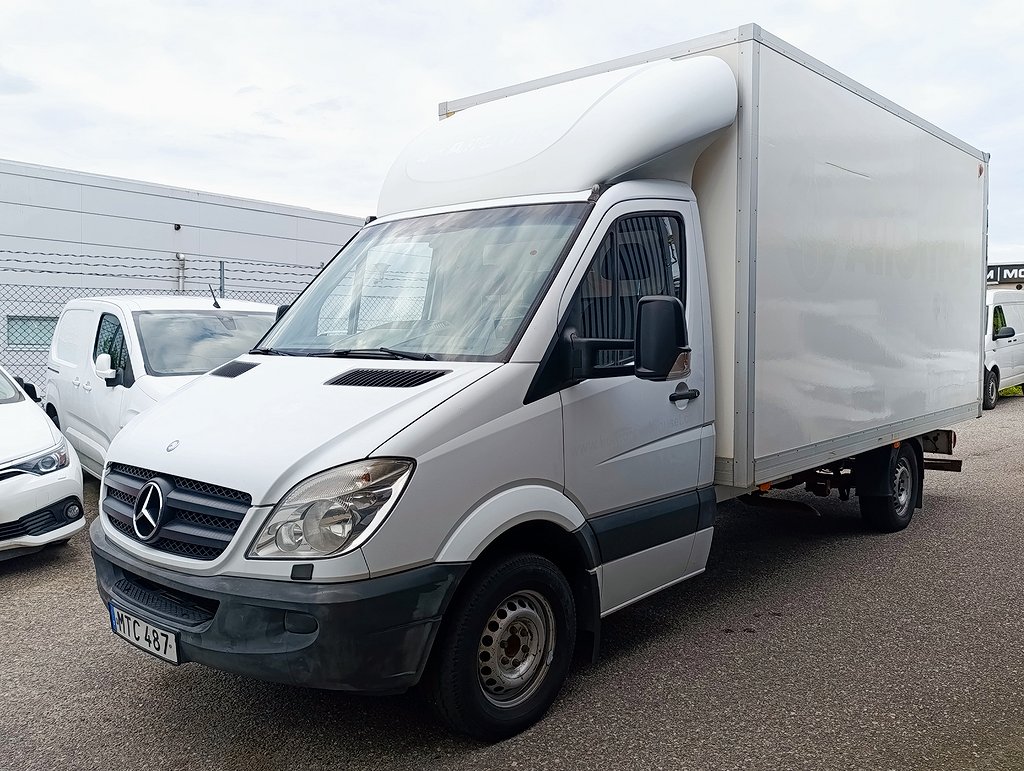 Mercedes-Benz Sprinter 316 CDI Volymskåp + BG-lift *Fullservad