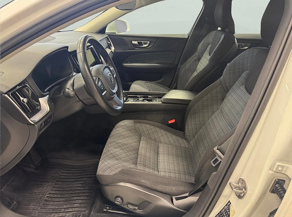 Volvo V60 B4 Geartronic Momentum 7000 Mil - miniatyr 9