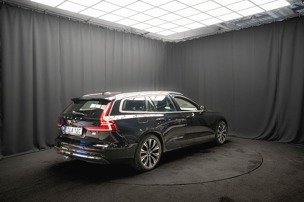 Volvo V60 Recharge II T6 AWD DRAG 360° 1-ÄGARE 97.7%SoH MOMS