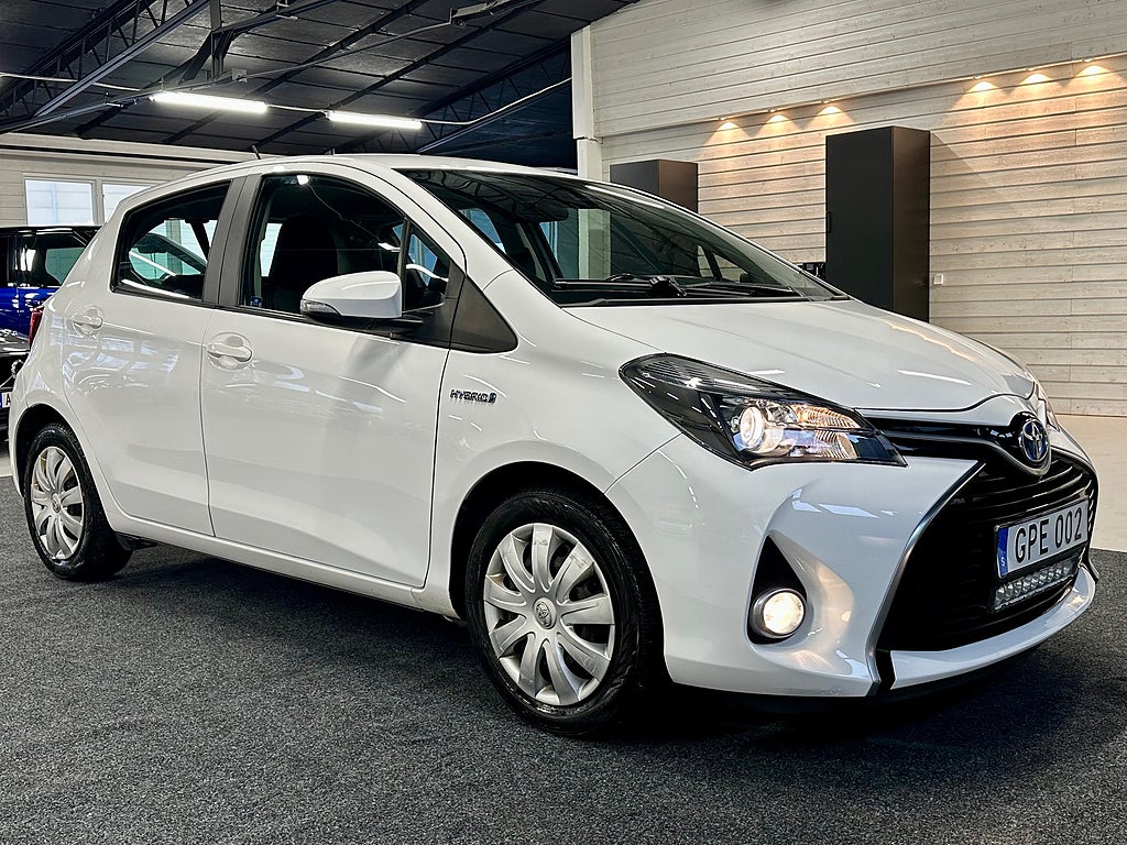 Toyota Yaris Hybrid e-CVT Active Euro 6 101hk 1048kr/månad