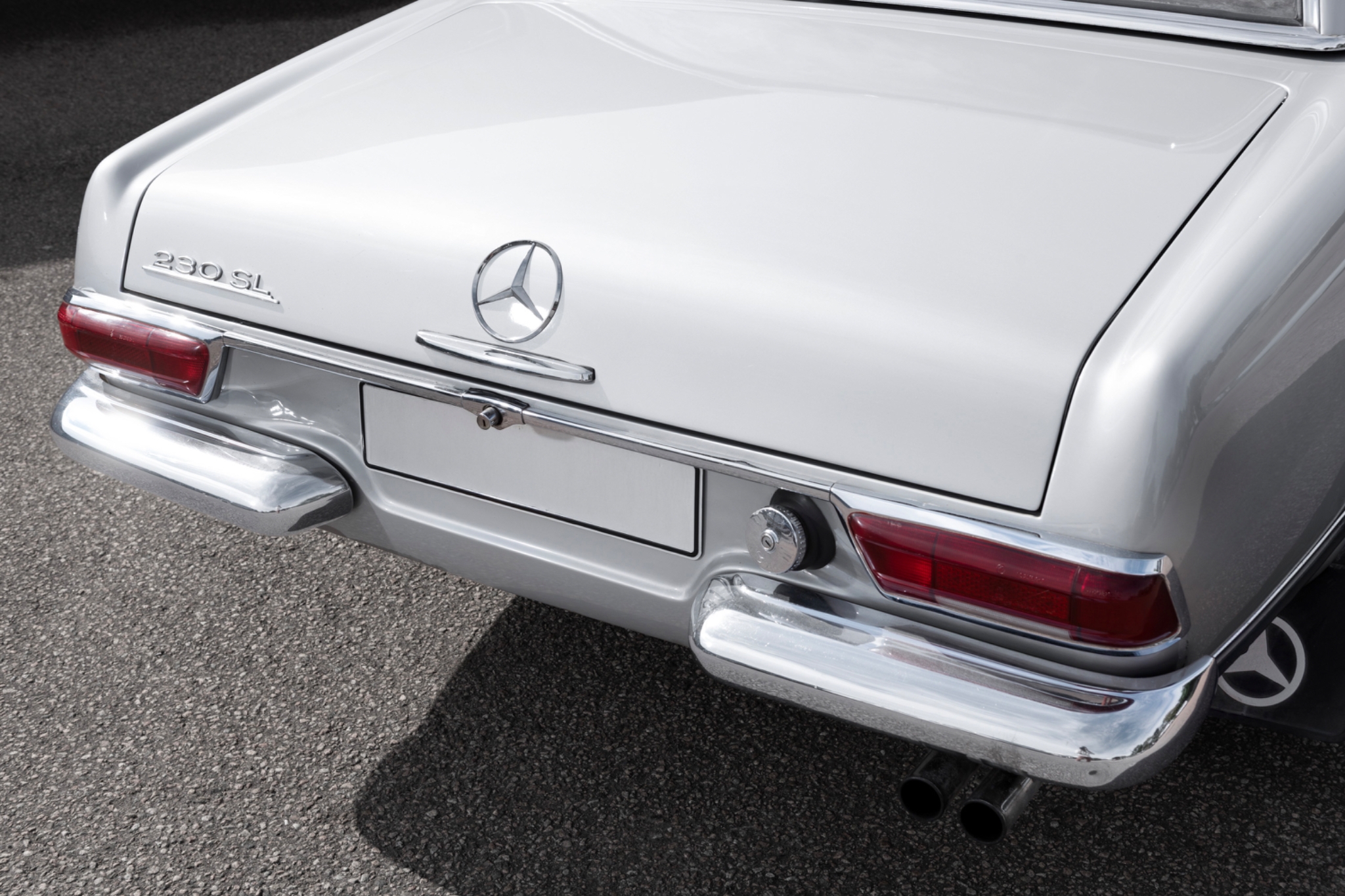 Mercedes-Benz 230 SL Pagoda UNIK lågmil 1966, bild 5/39
